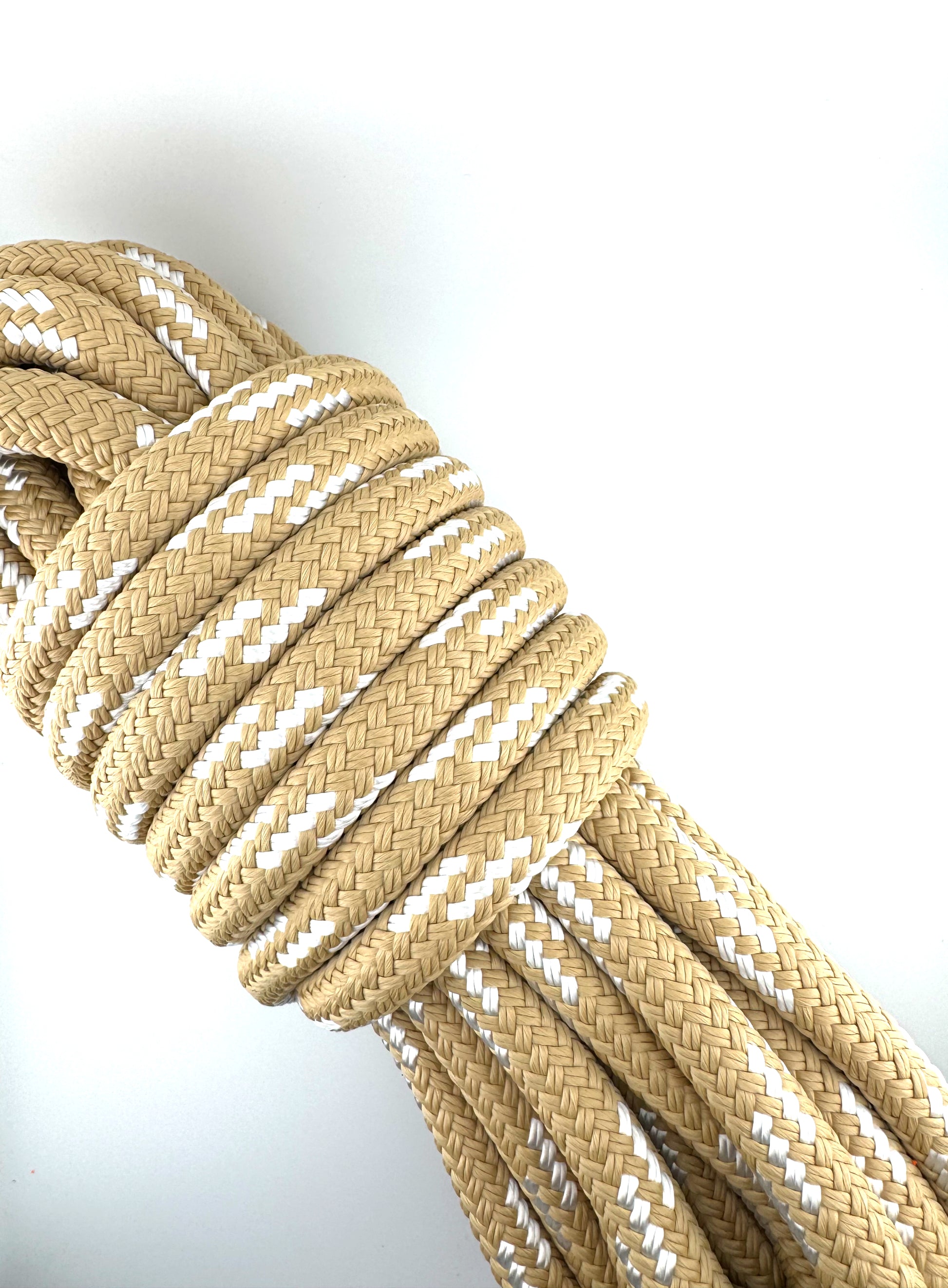 Lupes® Vipera premium beige dock line with carry bag, made from durable HT polyester for secure and reliable boat docking.