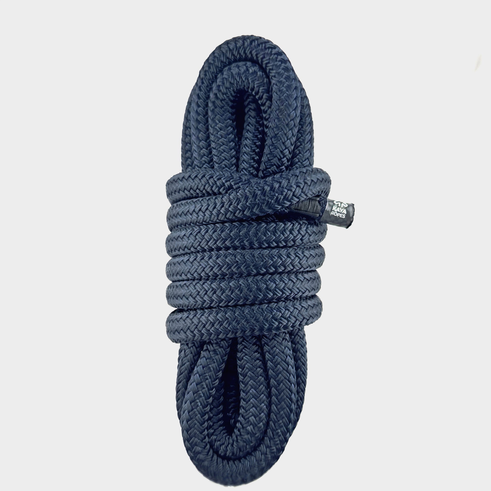 Lupes® Vipera premium navy dock line with carry bag, made from durable HT polyester for secure and reliable boat docking.