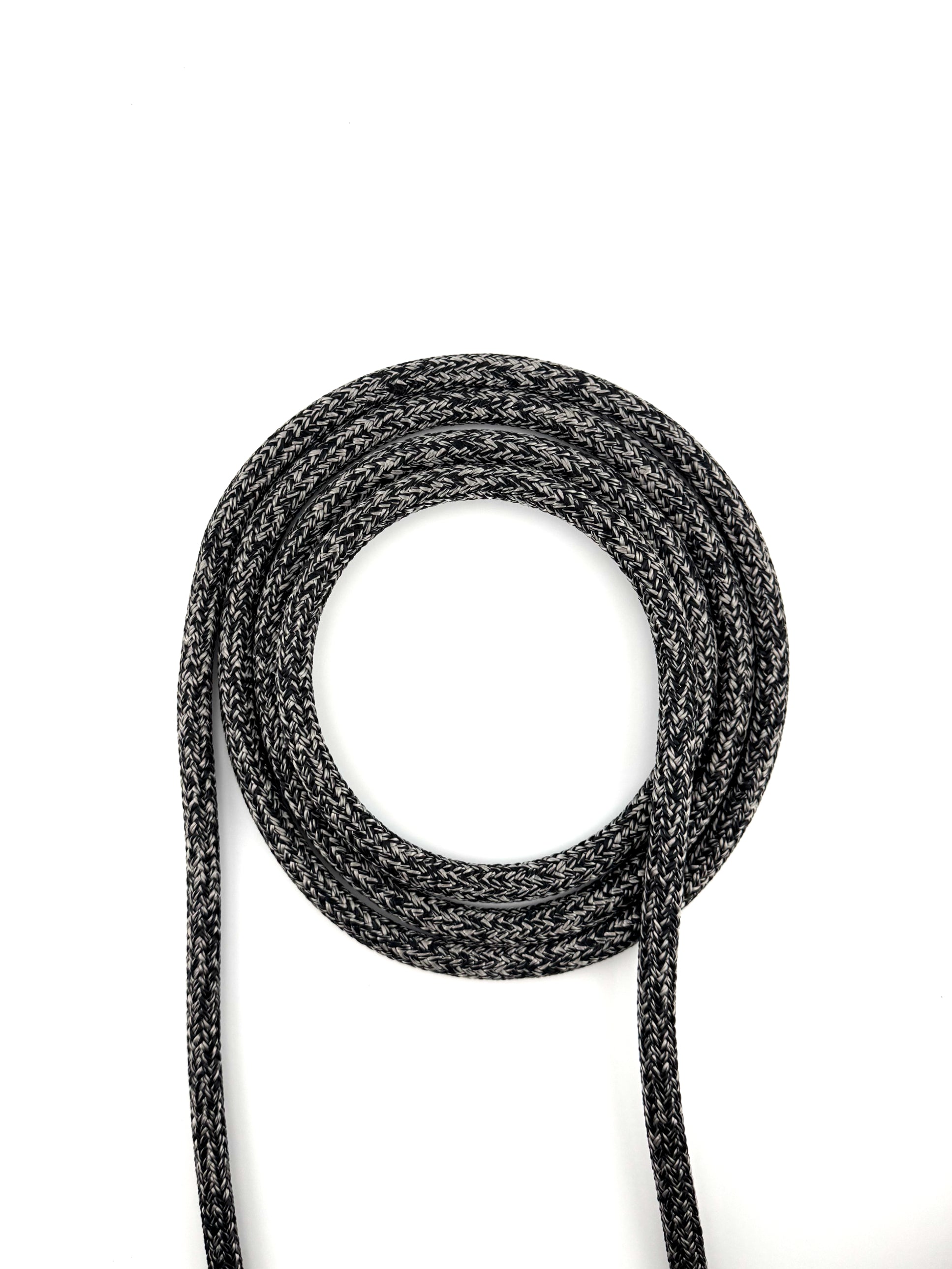 Storm D Pro® Mix black and gray performance rope featuring a Dyneema® core with high-tenacity polyester cover for superior strength and low stretch.