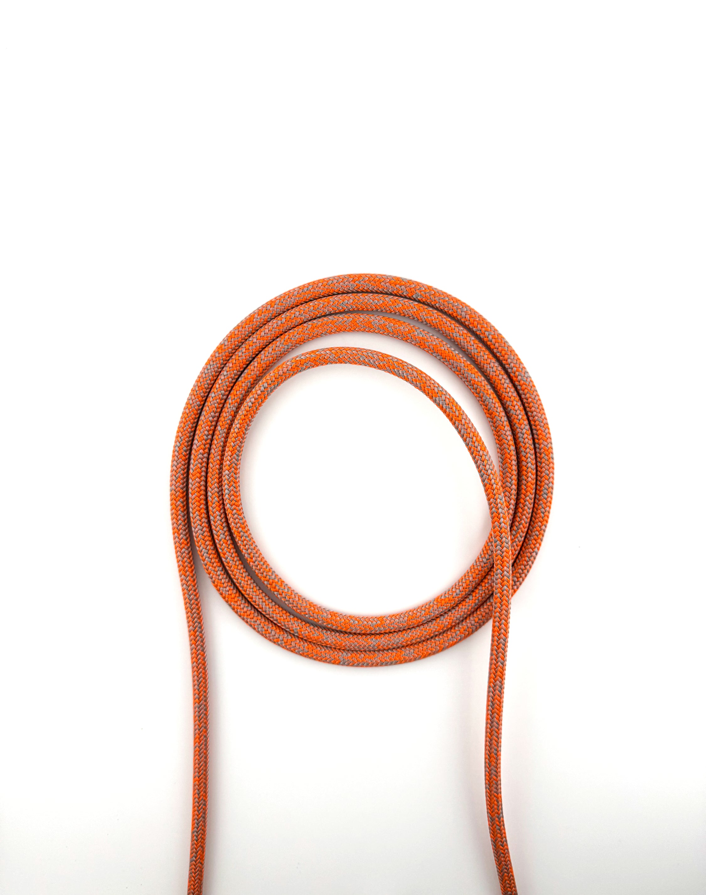 Storm D Pro® Mix orange and gray performance rope featuring a Dyneema® core with high-tenacity polyester cover for superior strength and low stretch.