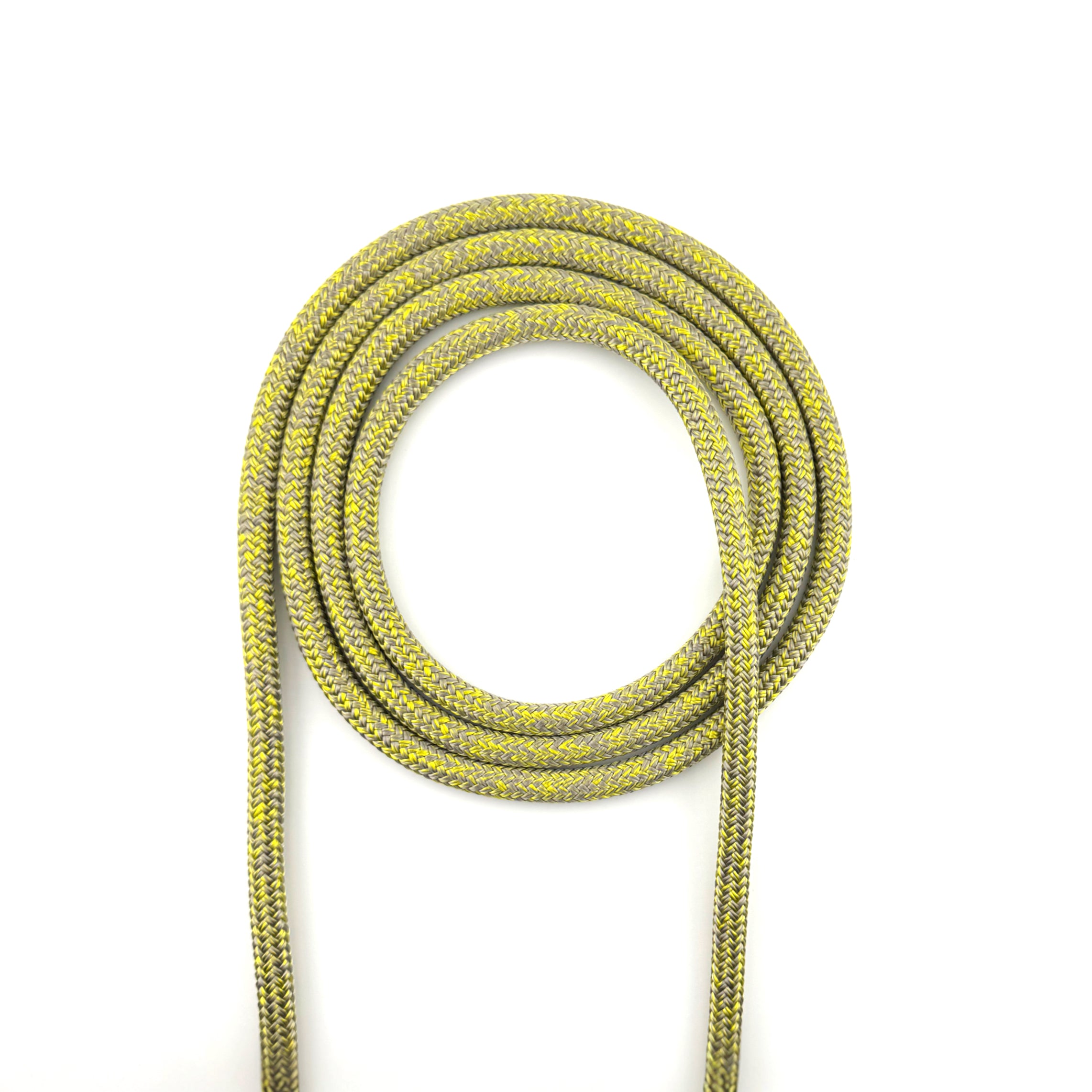 Storm D Pro® Mix yellow and gray performance rope featuring a Dyneema® core with high-tenacity polyester cover for superior strength and low stretch.